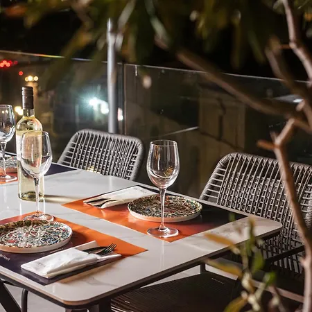 Rise Urban Art 3* Larnaca