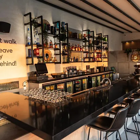 Otel Rise Urban Art 3*