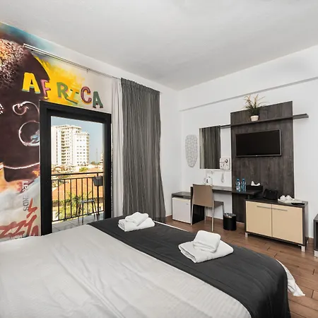 Rise Urban Art Otel Larnaca