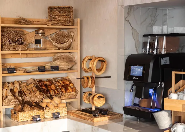 Hotel Rise Urban Art Larnaca