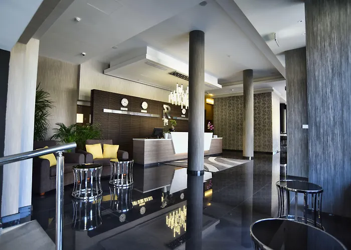 Hotel Rise Urban Art Larnaca