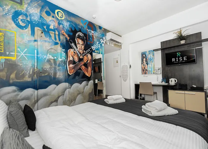 Rise Urban Art Hotel 3*