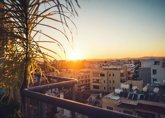 Hotel Rise Urban Art Larnaca