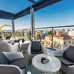Rise Urban Art Hotel