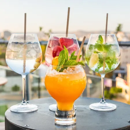 Rise Urban Art Hotel 3* Larnaca