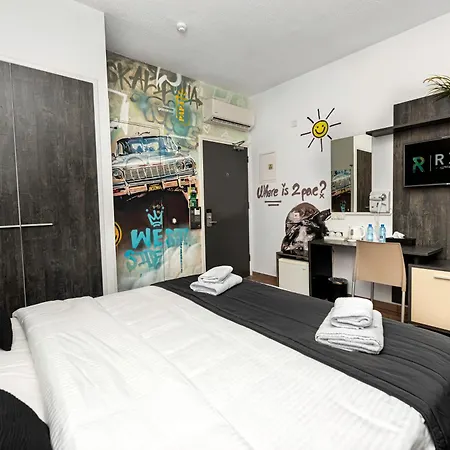 Hotel Rise Urban Art Hotel 3*