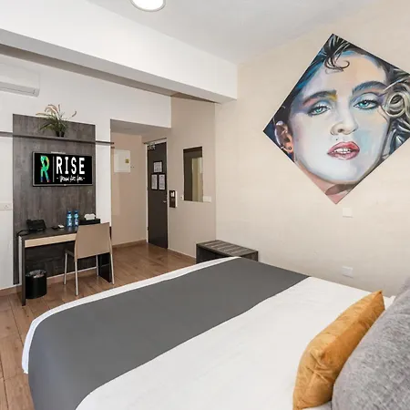 Rise Urban Art 호텔 라르나카