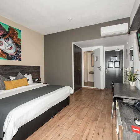 Rise Urban Art 3* 라르나카