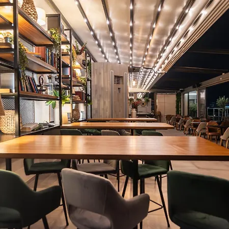 Rise Urban Art 3* 라르나카