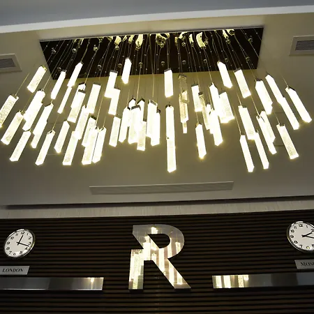 Rise Urban Art 라르나카