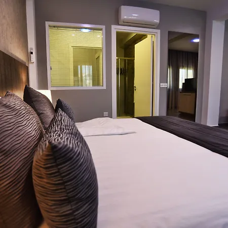 Rise Urban Art Hotel