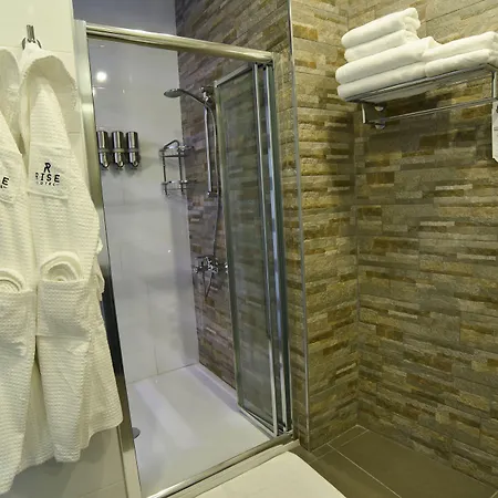 Rise Urban Art Hotel 3*