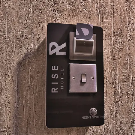 Rise Urban Art 호텔