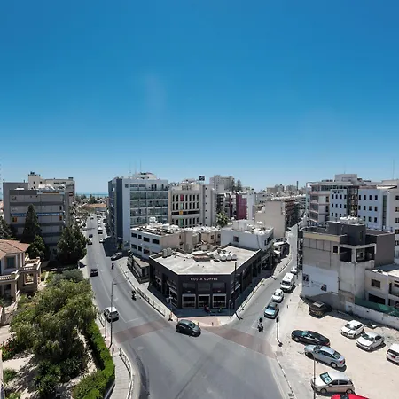 Rise Urban Art 3* 라르나카