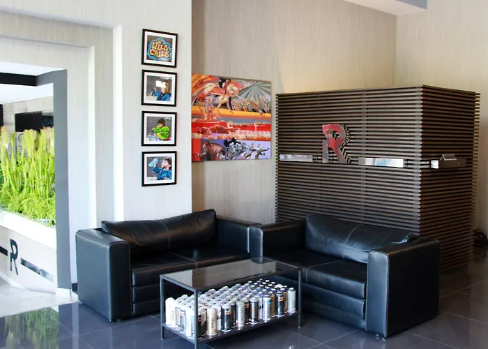 Rise Urban Art Hotel